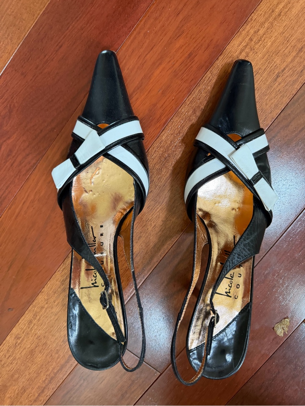Nicole Miller couture Black and White Pointed Slingback Mules 9.5